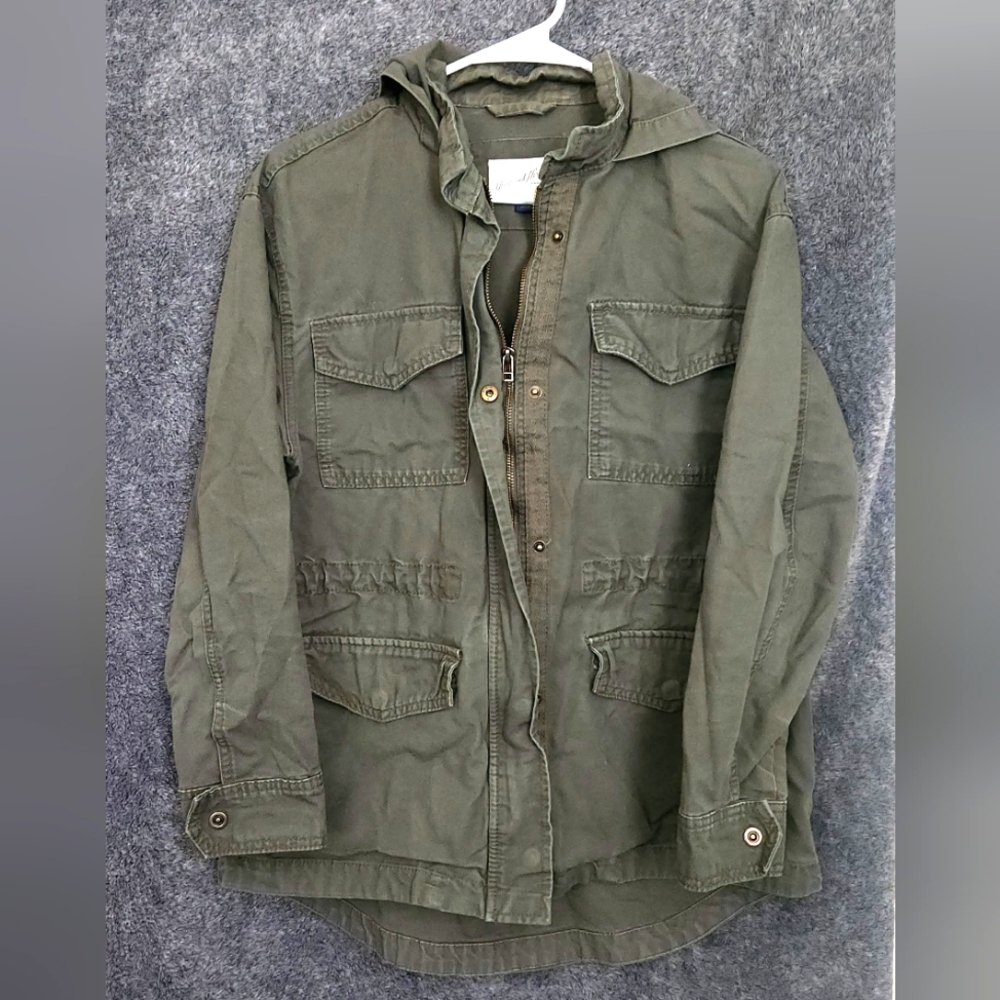 Olive Green jacket 💚